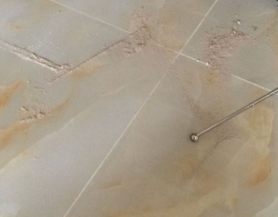 许昌市瓷砖空鼓维修公司分享粘合剂选择不当在瓷砖铺贴过程中可能导致以下问题